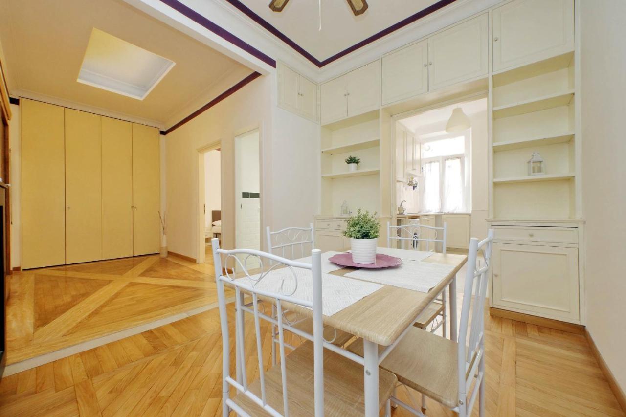 Sanctuary 32 Apartamento